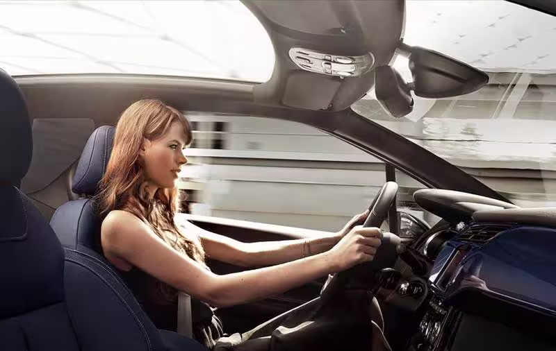 Как правильно сидеть за рулем